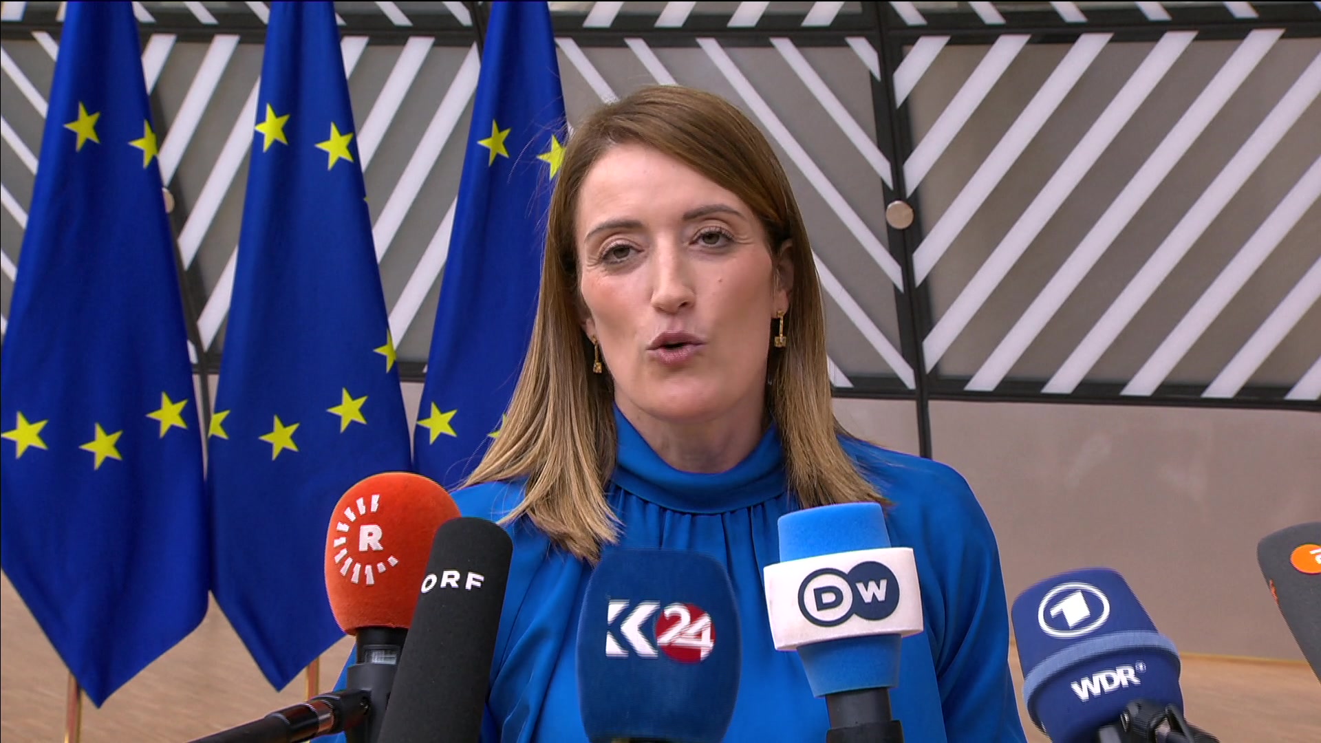 Roberta METSOLA, EP President, participates to the European Council meeting (26/06): extracts from the doorstep, roundtable and press conference